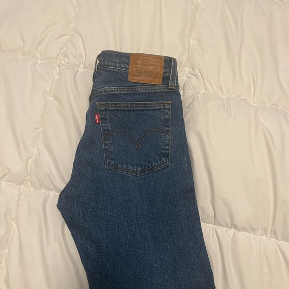 Levi’s Wedgie Icon Fit never worn - Picture 1 of 2